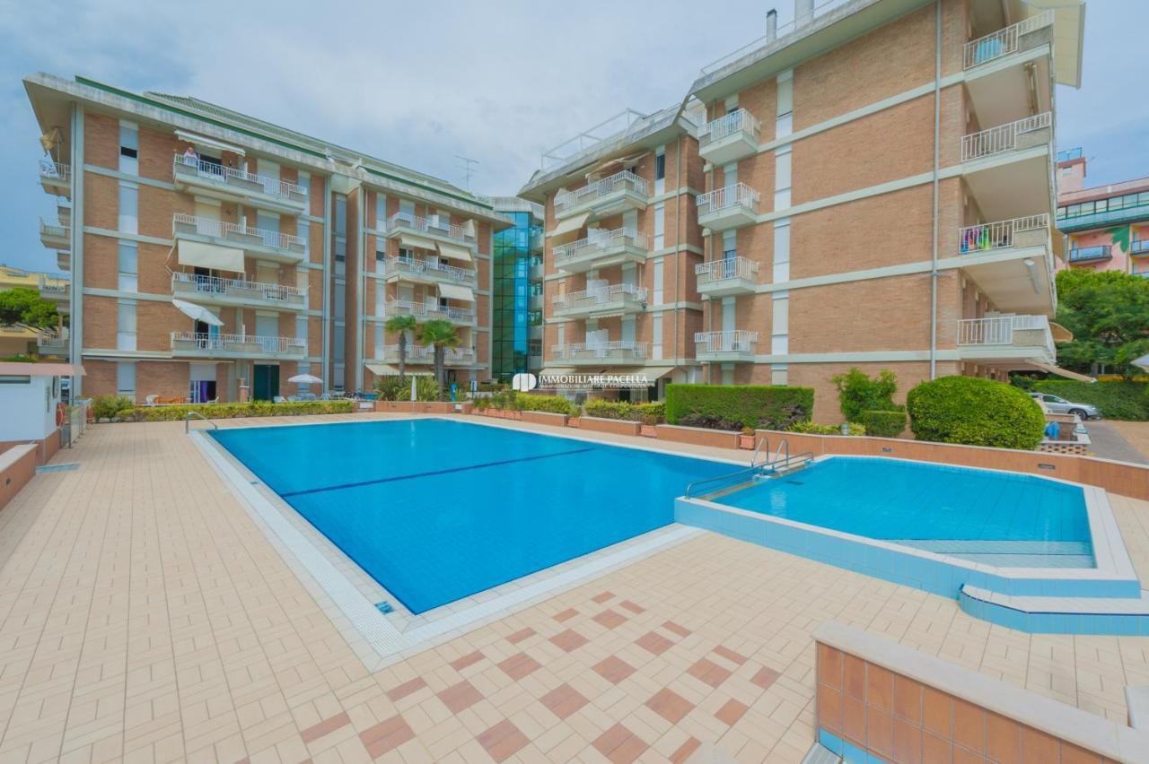 Residence Puerto Del Sol Immobiliare Pacella Lido di Jesolo Exterior foto